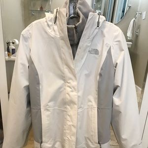 The North Face Triclimate raincoat ☔️